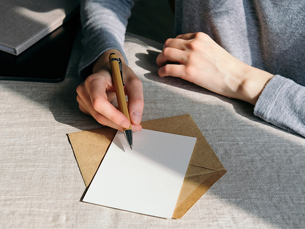 Attentie voor een zieke collega- 10 Praktische manieren om betrokkenheid te tonen